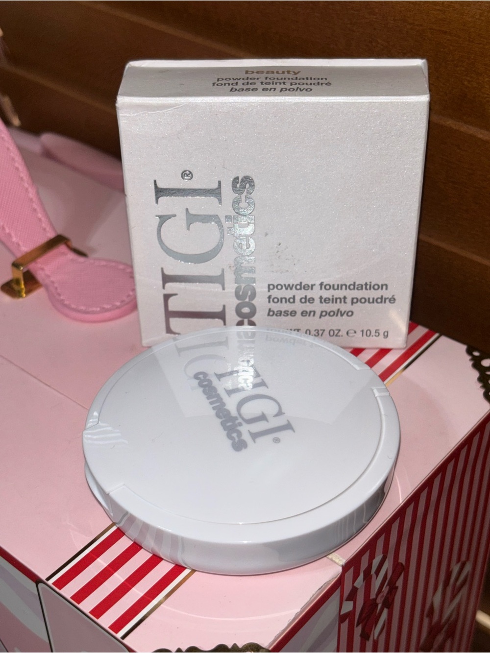 TIGI Cosmetics Powder Foundation - Picture 2 of 5